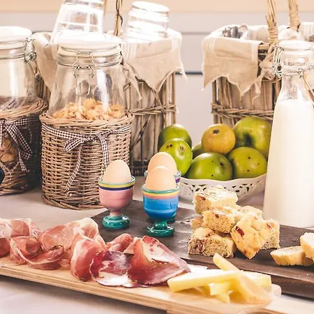 Agriturismo Casal San Sergio Farm stay Fossombrone
