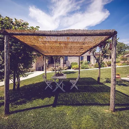 Agriturismo Casal San Sergio *